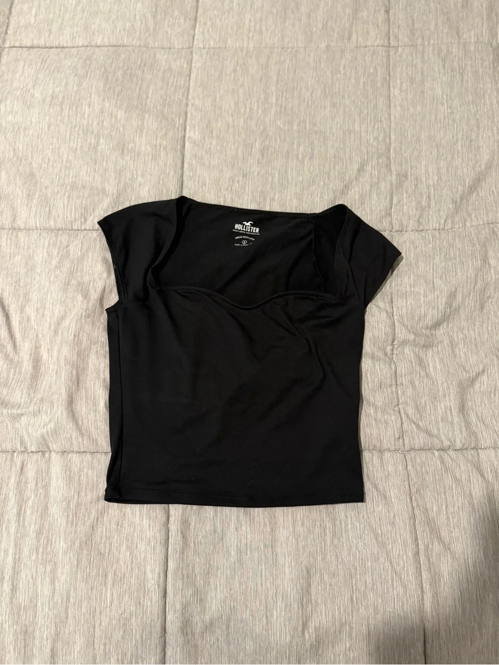 Hollister Black Scoop Neck Cap Sleeve Tee